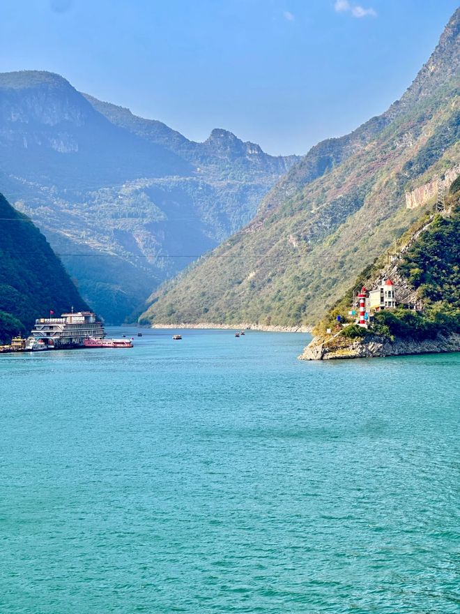 昌三峡旅行5天4晚路线及美食跟朋友去三峡五日游玩多少钱宜